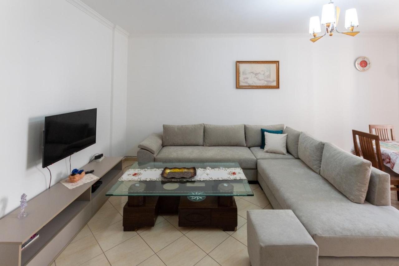 Comfortable Apartment Next To The Beach Durrës 외부 사진