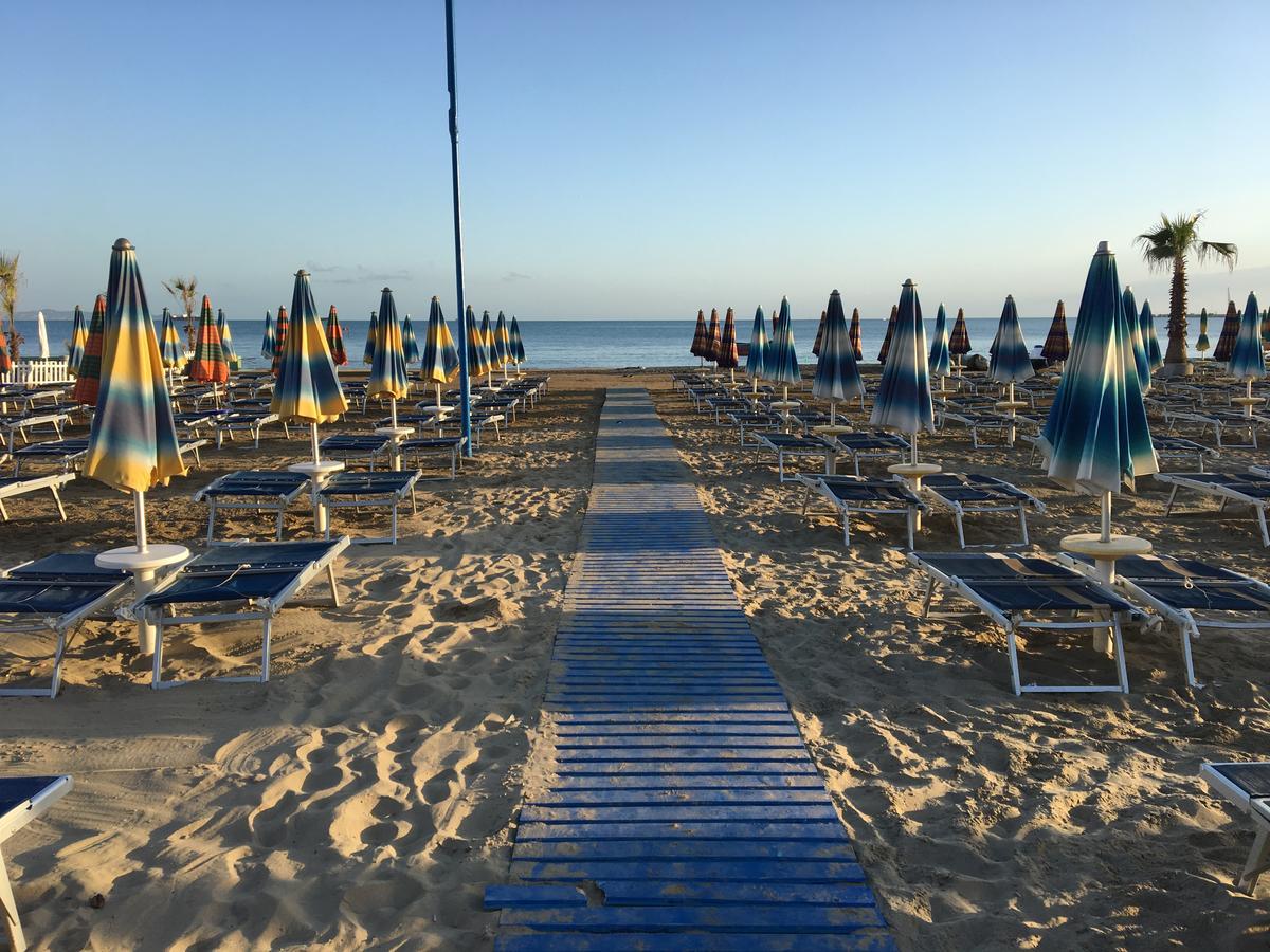 Comfortable Apartment Next To The Beach Durrës 외부 사진